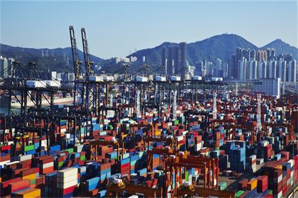 极简版来了!海关总署介绍2025年一季度进出口情况