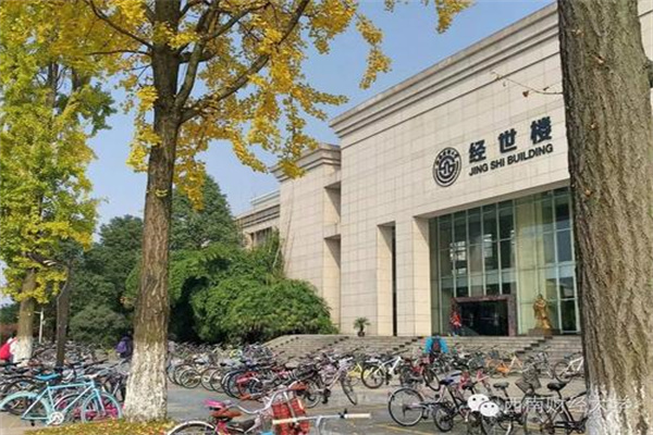 见证历史!金价暴涨再创新高 年内累计涨超21%
